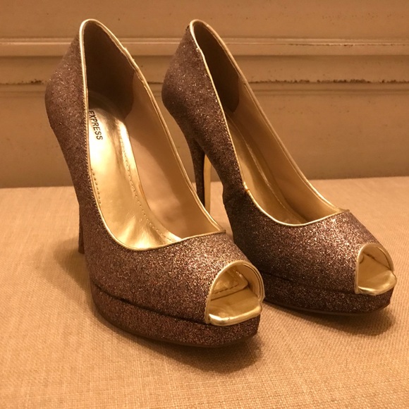 Express heels - Beautiful! - Picture 2 of 5